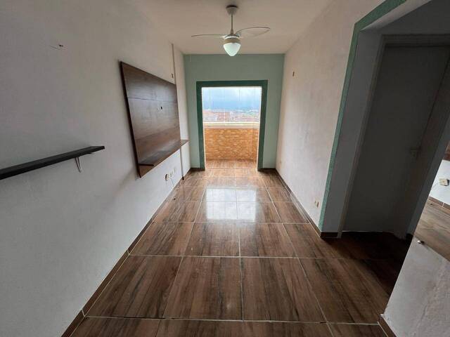 #11 - Apartamento para Venda em Praia Grande - SP