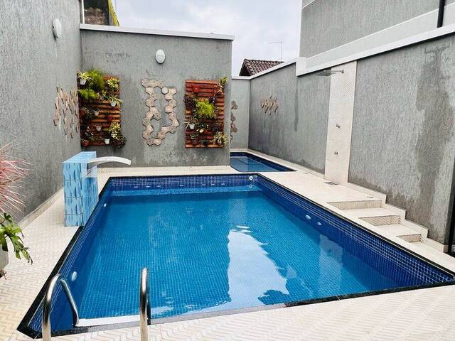 #42 - Casa para Venda em Praia Grande - SP