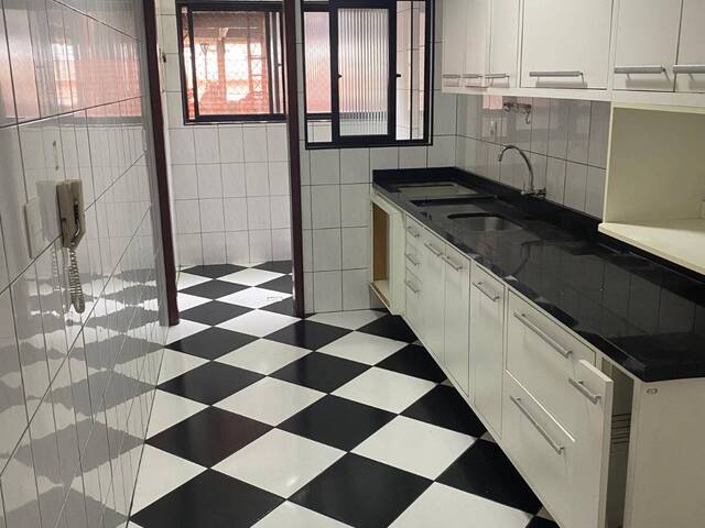 #56 - Apartamento para Venda em Praia Grande - SP