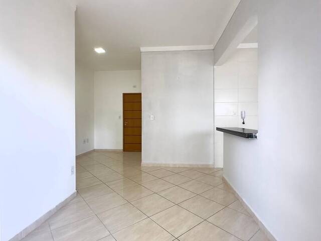 Apartamento para Venda em Praia Grande - 5