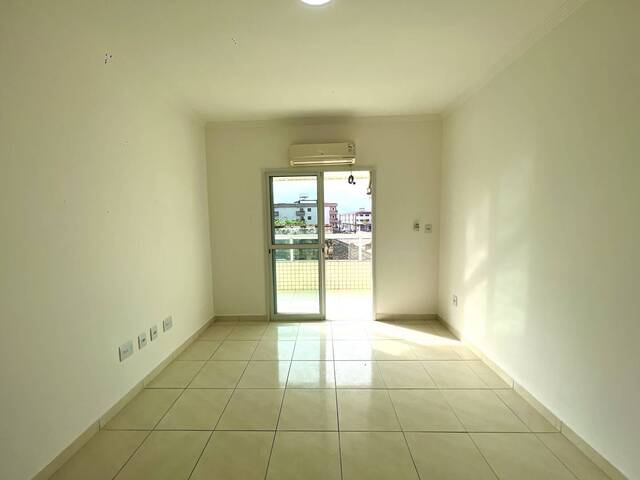 #91 - Apartamento para Venda em Praia Grande - SP