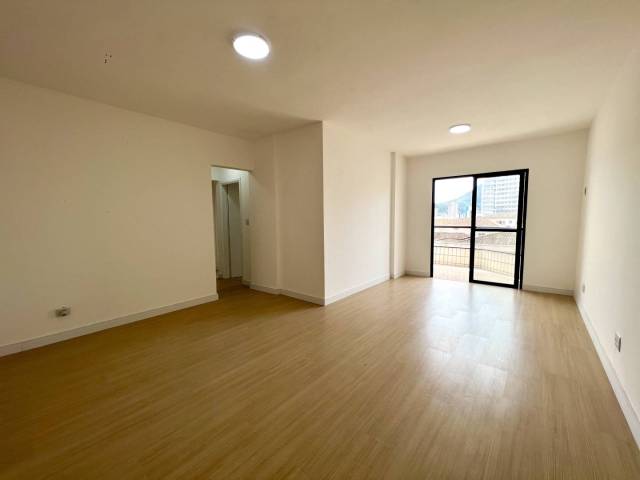 #95 - Apartamento para Venda em Praia Grande - SP