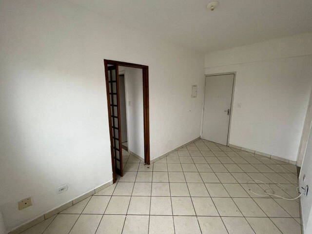 #101 - Apartamento para Venda em Praia Grande - SP
